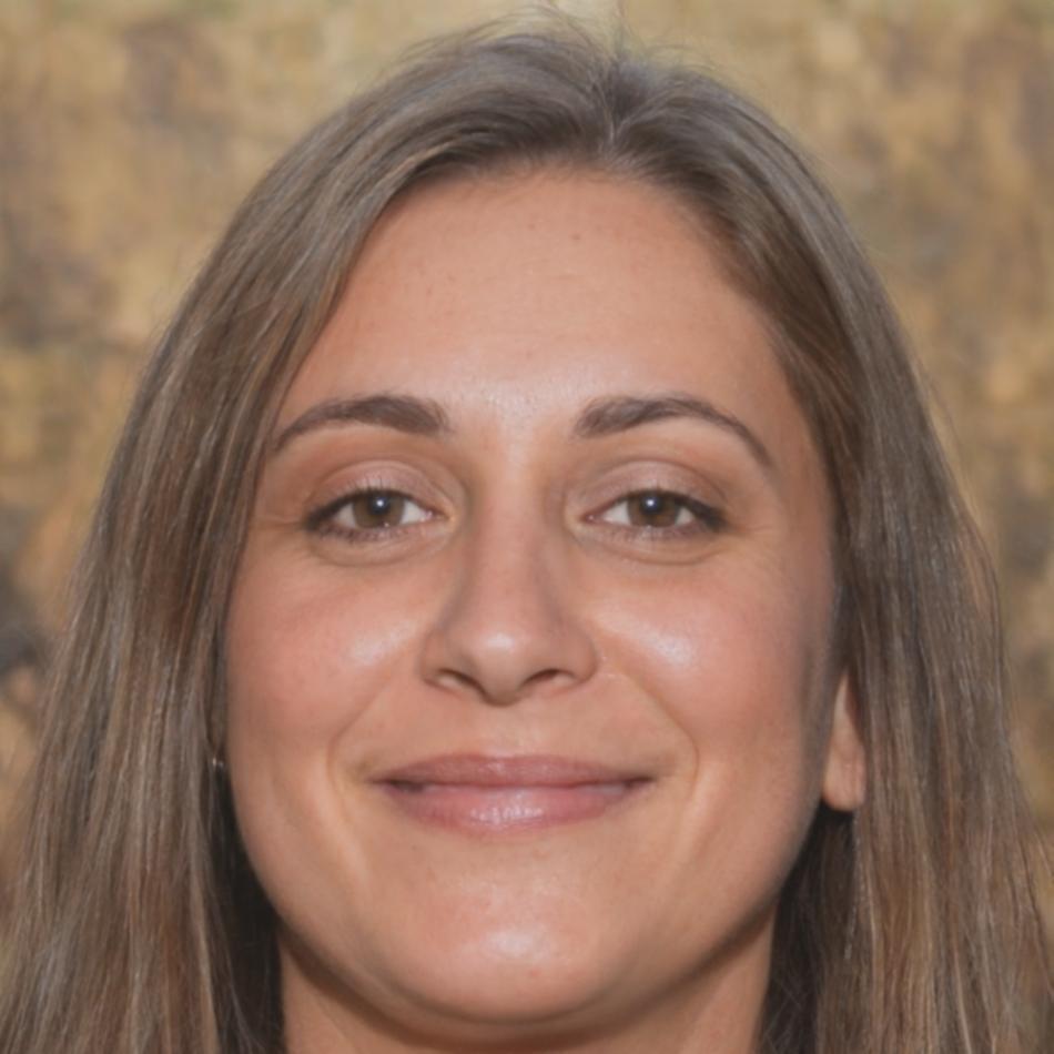 María González - Experta en Inversiones