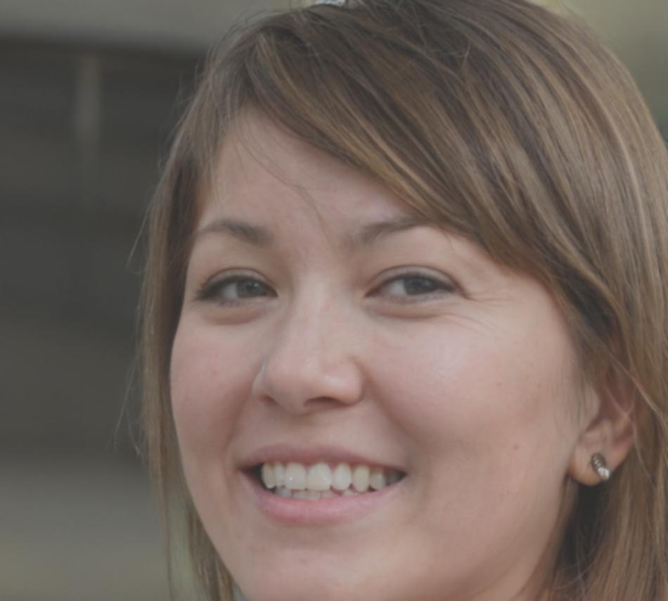 Carmen Ruiz - Instructora de Finanzas